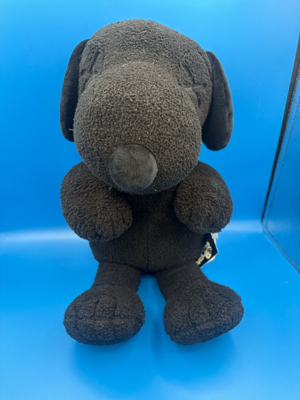 Snoopy  Peanuts KAWS x Uniqlo x NWT Limited Edition large size